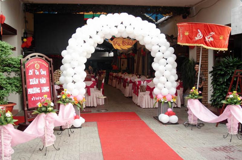 Tiệc cưới Khách sạn Hòa Bình